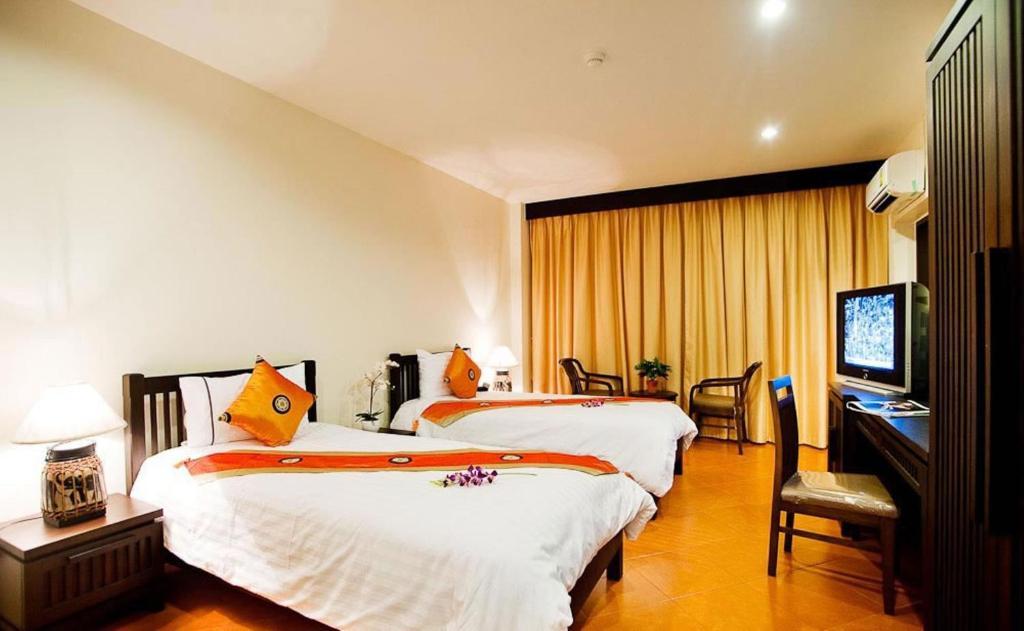 La De Bua Hotel Patong Номер фото