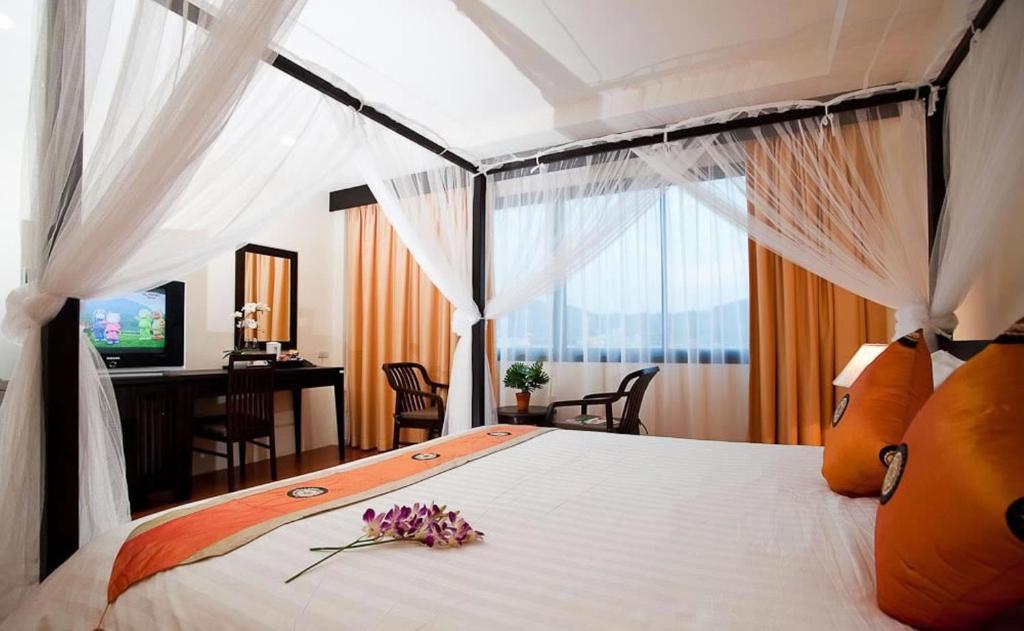 La De Bua Hotel Patong Номер фото